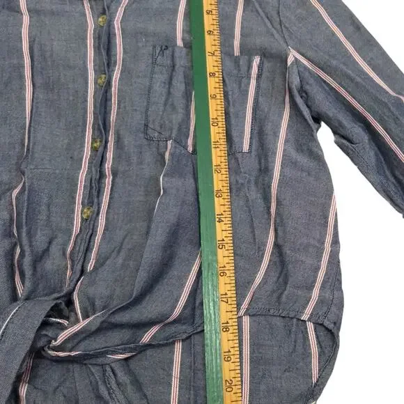 Poly & Esther Woman's Grey with Red and White Stripes Button Down Shirt size M - Picture 2 of 8